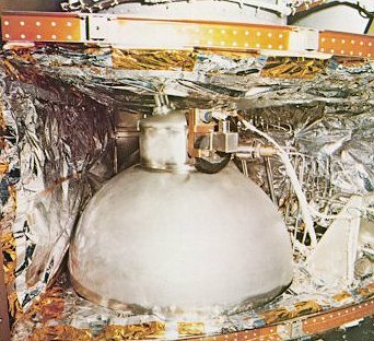 A photo of fuel tank No. 2 in Apollo 13
