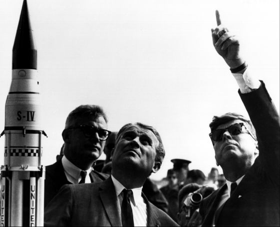 Seamans, von Braun, Kennedy